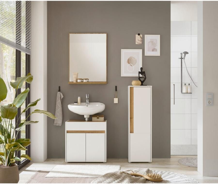INOSIGN Halfhoge kast CITY GIRON badkamerkast met grepen hoge kast in tijdloos ontwerp