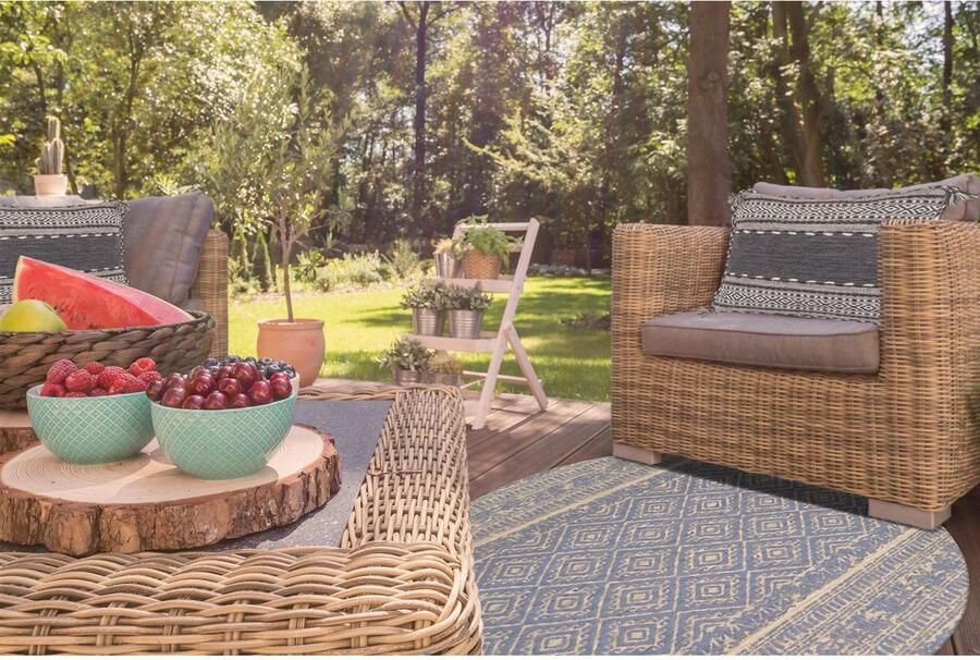 Kayoom Vloerkleed Sunny 110 Bijzonder onderhoudsvriendelijk. Geschikt voor binnen- en buitengebruik.