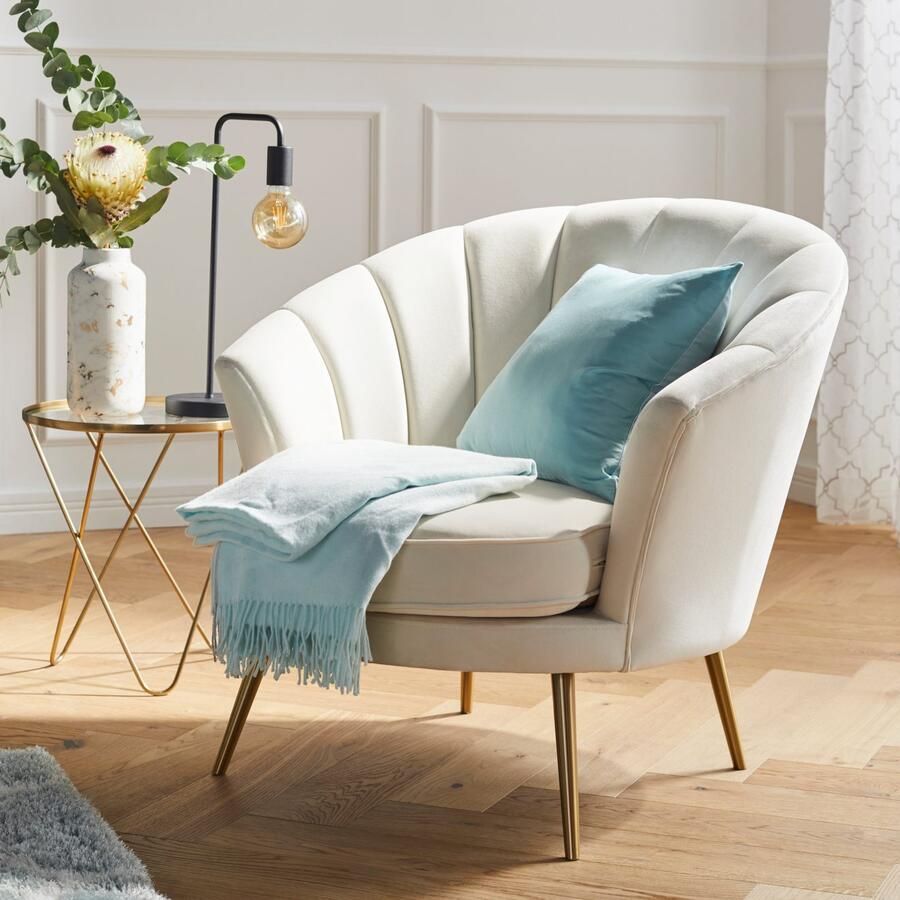 Leonique Deken Plaid Sofia met leuke franje knuffeldeken