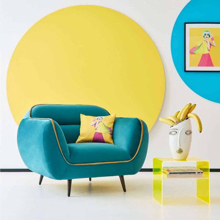 Queence Sierkussen Vrouw met boodschappentassen met intense kleuren kussenovertrek zonder vulling(1 stuk)