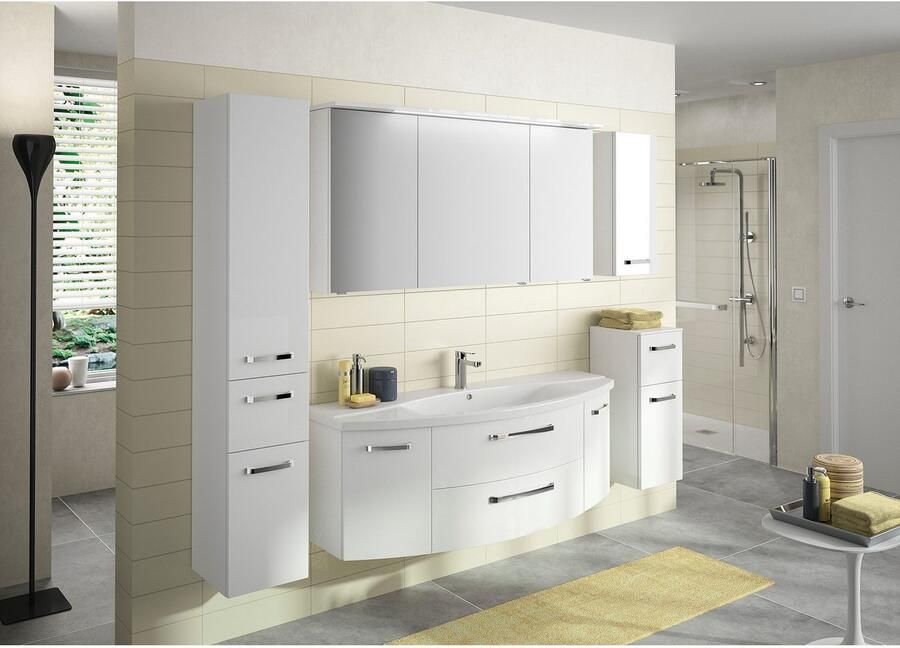 Saphir Badkamerspiegelkast Serie 4010 badkamer spiegelkast incl. LED-verlichting in krans Badkast 142 cm breed 3 deuren 6 glazen legplanken incl. deurdemper