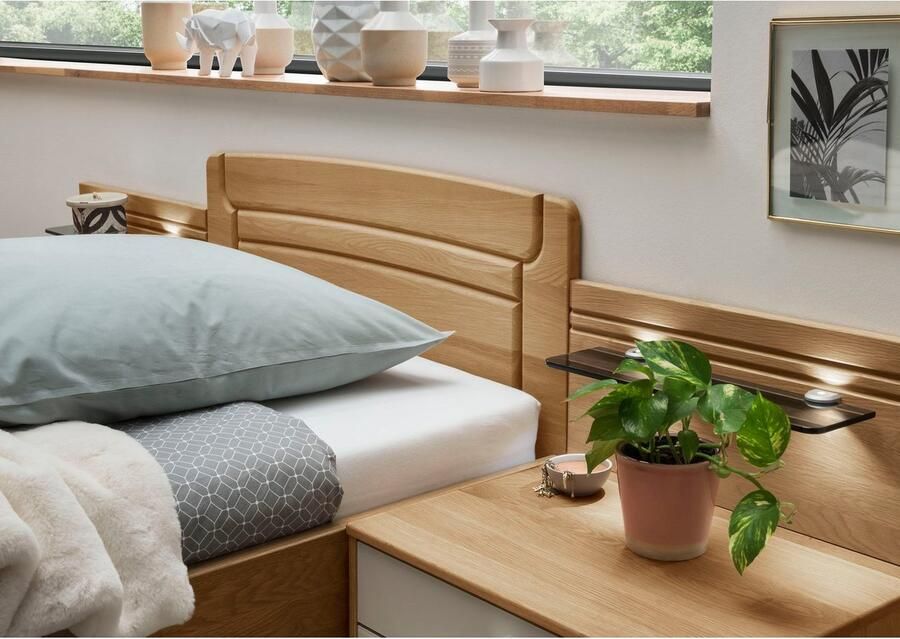 WIEMANN Houten bed Kiruna Bedframe gedeeltelijk massief eiken Hoofd- en voeteneinde van massief hout verschillende maten in comfort hoogte