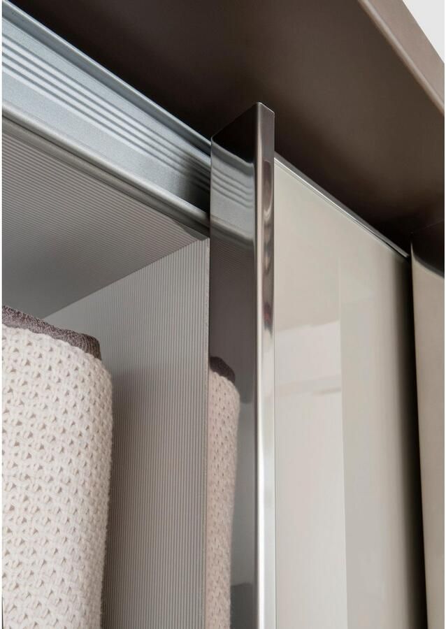 WIEMANN Zweefdeurkast Shanghai gemaakt in Duitsland met praktische panoramadeur en chic glazen front geluidloos glad