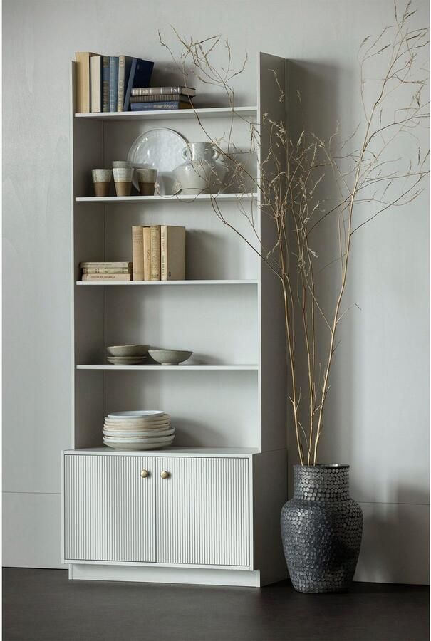 WOOOD | Madu Boekenkast Grenen Wolkengrijs | Woonkamer meubels | BoekenkastKast