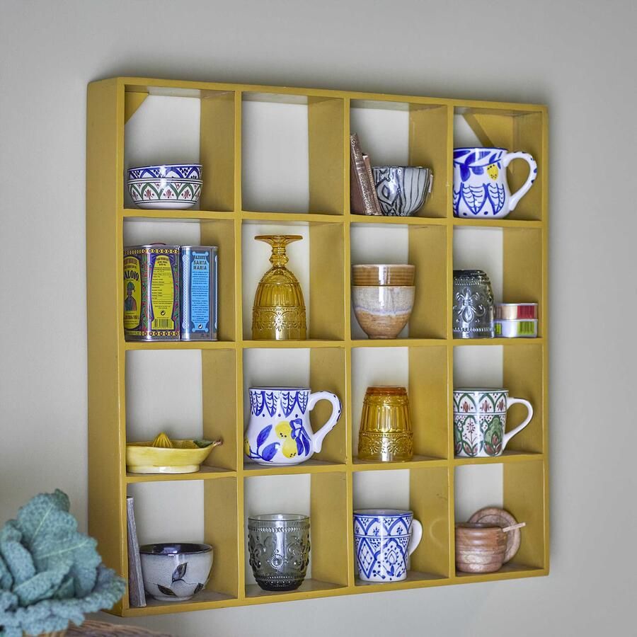 Bloomingville Wandrek Bekka 70 x 70cm Geel