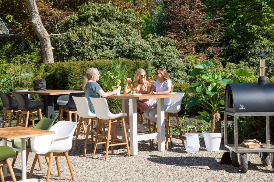 Hartman Tuinstoel 'Sophie Teak' met armleuning kleur Wit