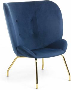 Kave Home Violet fauteuil in fluweelblauw en gouden stalen poten