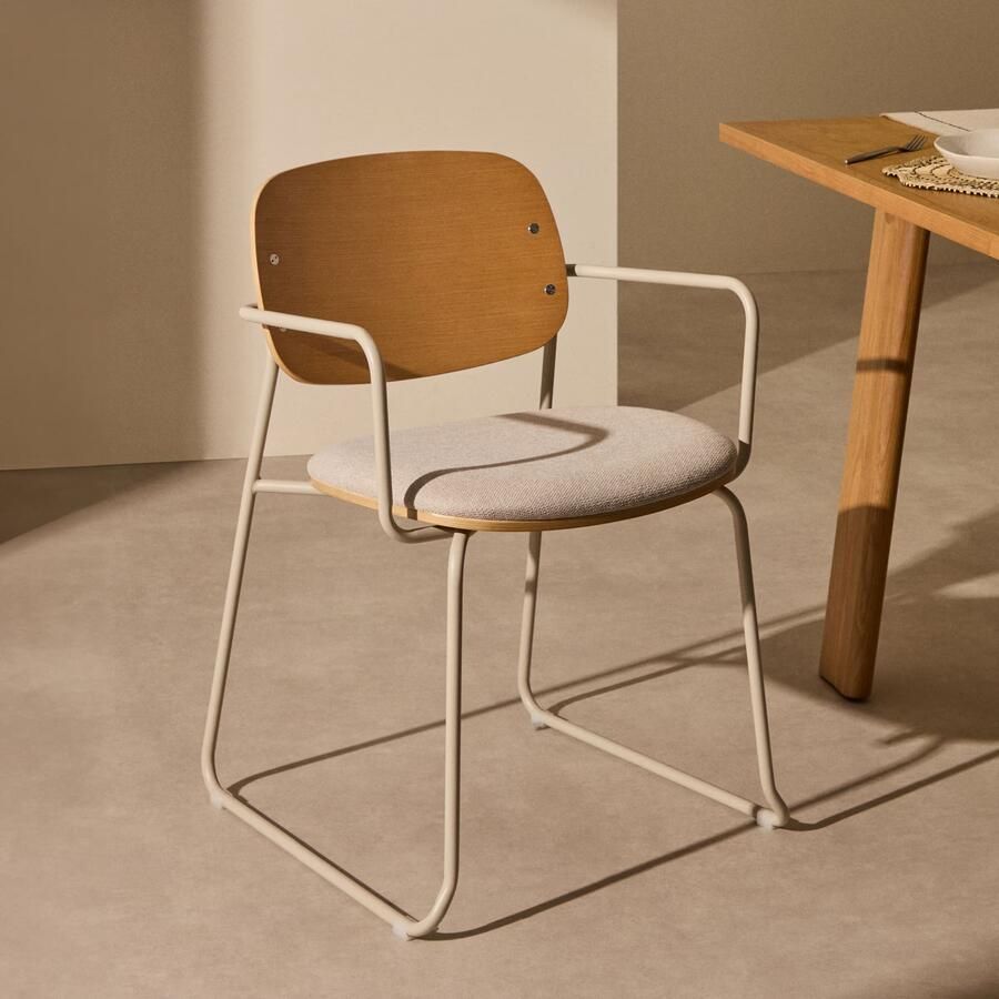 Kave Home Eetkamerstoel Meli Hout en chenille Beige