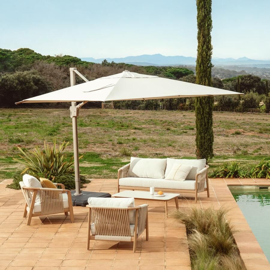 Kave Home Loungeset Sirte Met 3-zitsbank 2 fauteuils en tafel Ecru Houtlook