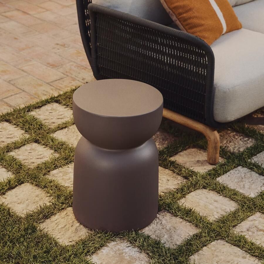 Kave Home Ronde Bijzettafel Garbet Cement 32cm Bruin