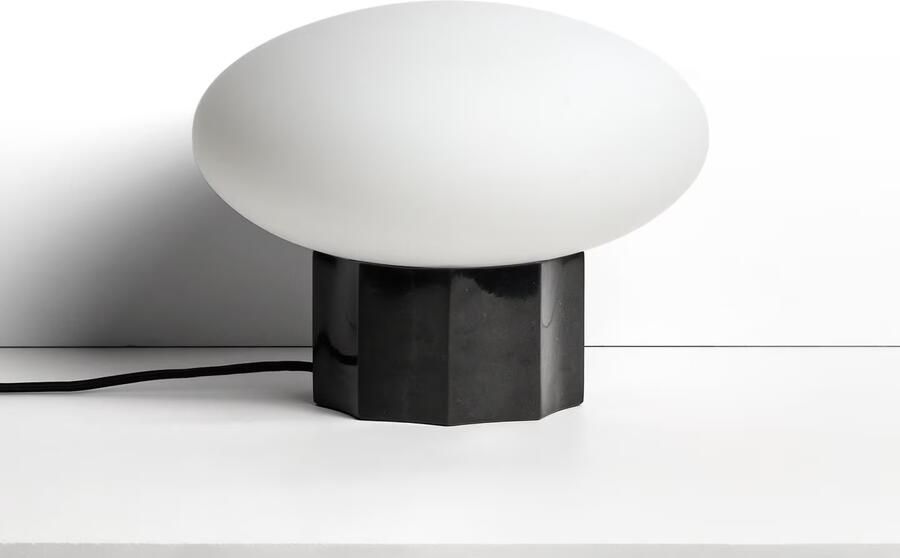 Kave Home Tafellamp Idela Glas en marmer Ø26cm Zwart