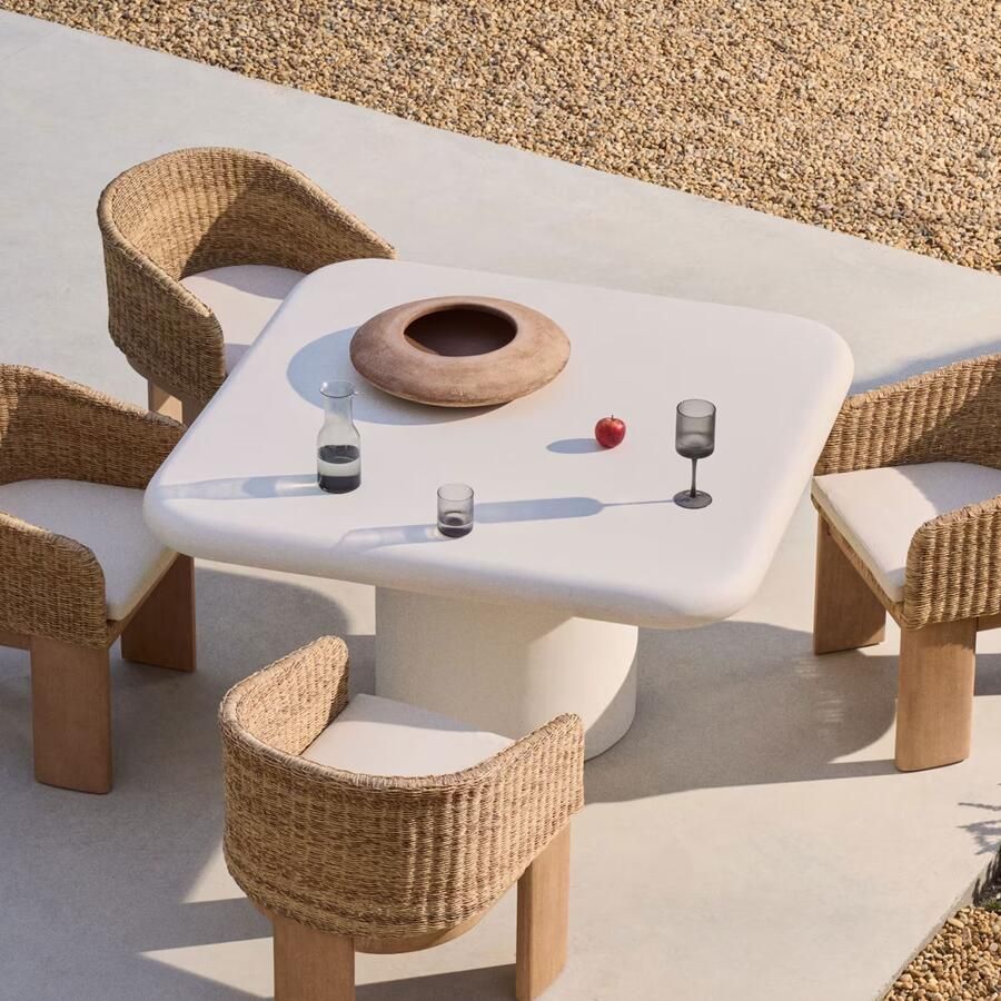 Kave Home Vierkante Eettafel Addaia Cement 135 x 135cm Wit