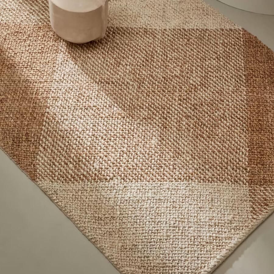 Kave Home Geruite Maelan-vloerkleed van natuurlijke jute en katoen