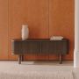 Kave Home Mailen-tv-meubel met 2 deuren van essenfineer met een donkere afwerking 120 x 50 cm - Thumbnail 4