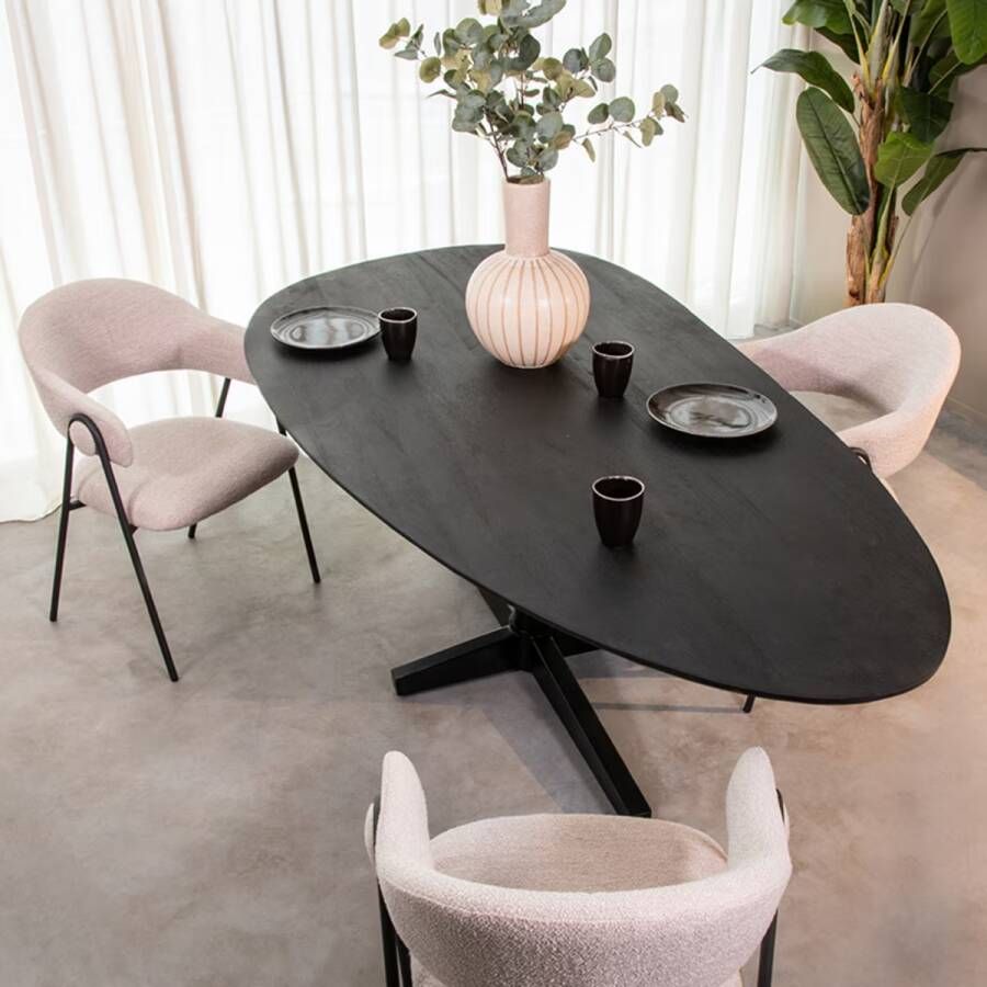 LABEL51 | Eetkamertafel Rosie Zwart Mangohout 260x110 cm | Eetkamertafels | Eettafel