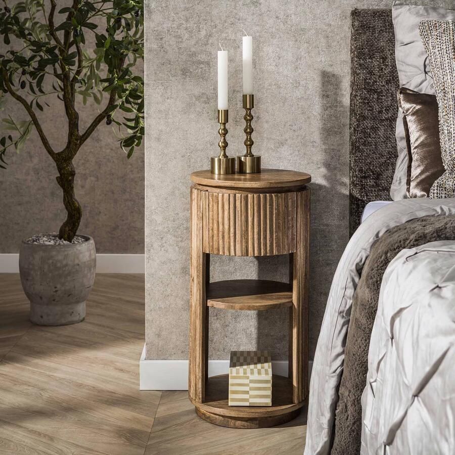 LifestyleFurn Rond Nachtkastje Sharmila Mangohout Met 1 lade Massief mango zand