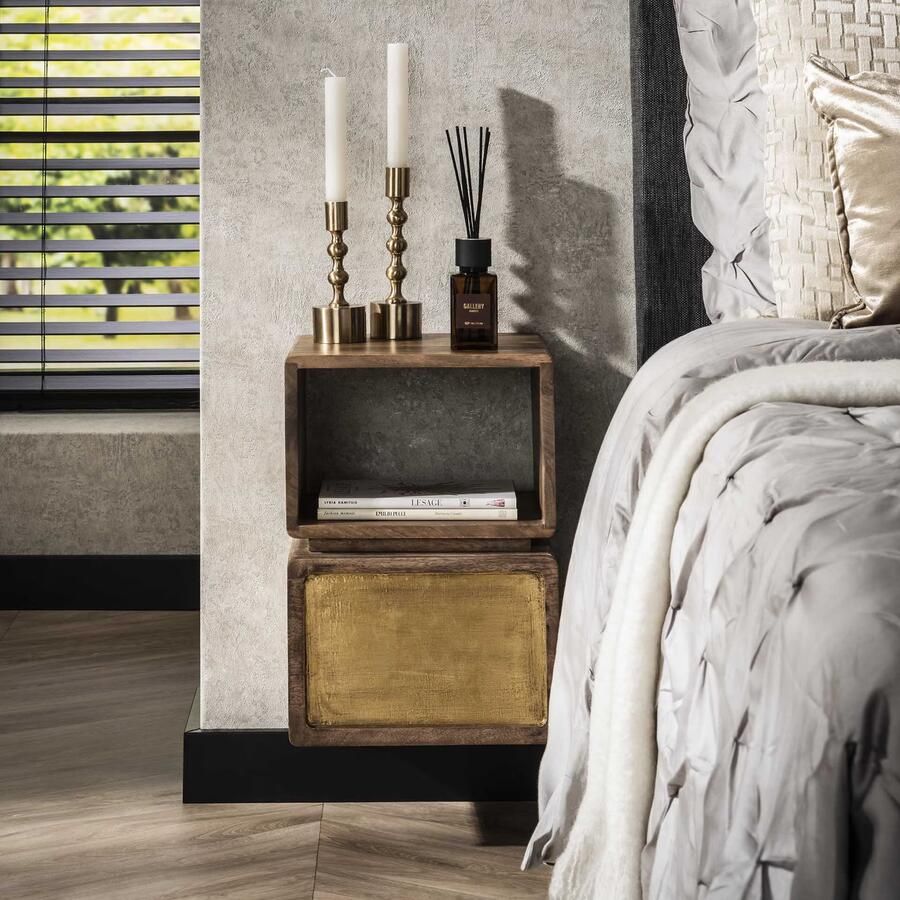 LifestyleFurn Zwevend Nachtkastje Renée Mangohout en brass 42 x 30cm Massief mango zwart