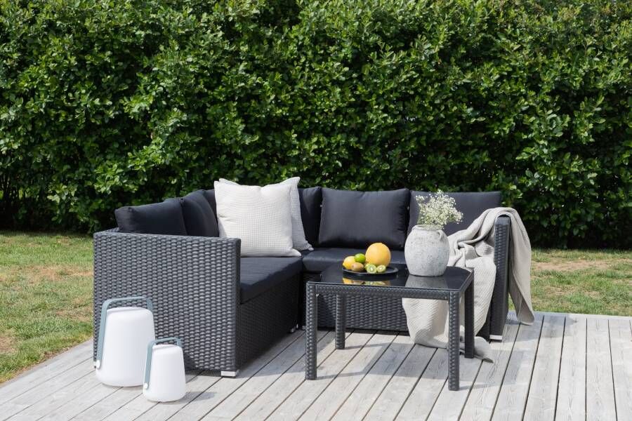Nohr Loungeset Timoth Wicker Met hoekbank en tafel