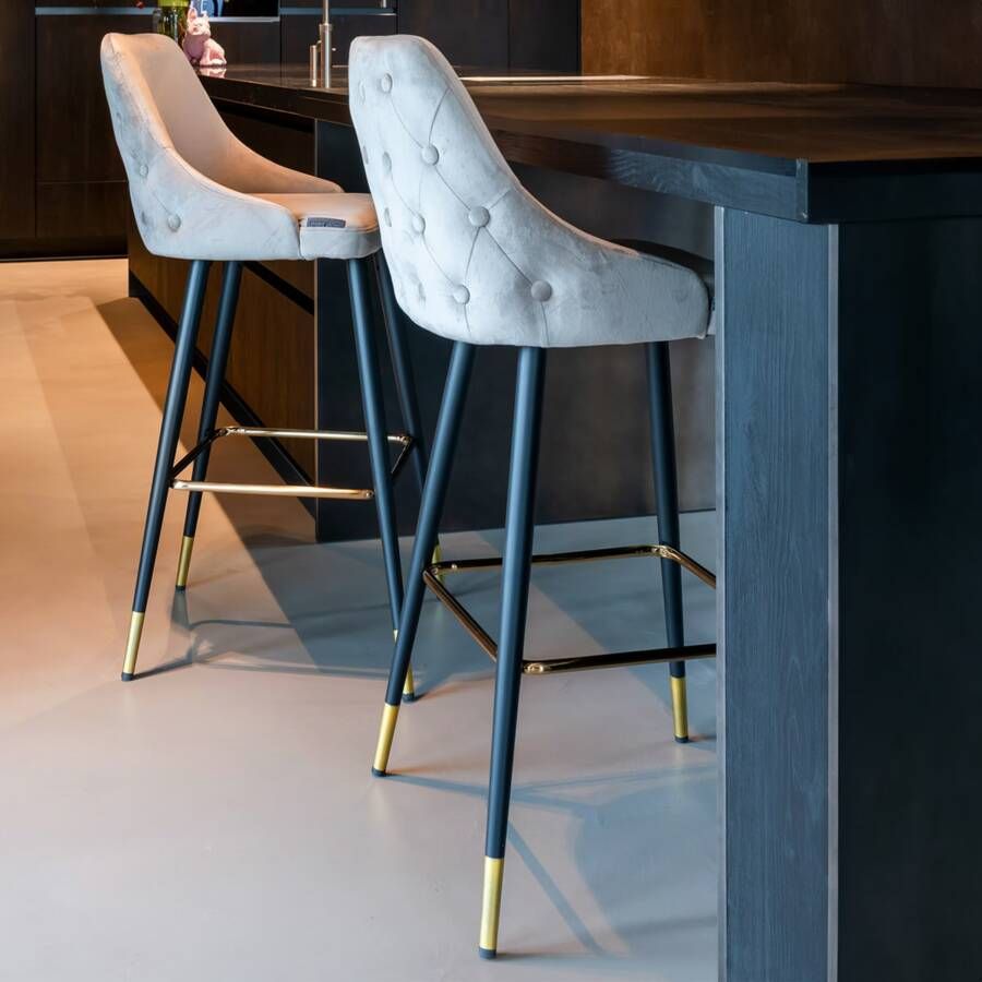 Richmond Interiors Richmond Barstoel Imani Velvet Khaki (zithoogte 77cm)