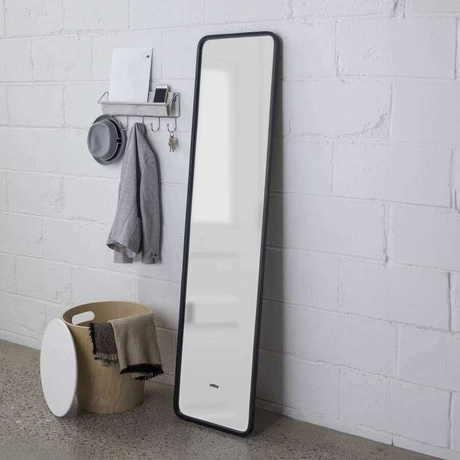 Umbra Spiegel Hub 157 x 37cm Zwart Passpiegel