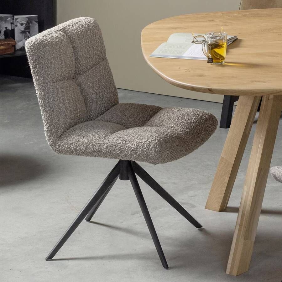 WOOOD Exclusive | Vinny Eetkamerstoel Bouclé Zand | Zitmeubels eetkamer | Eetkamerstoel - Foto 3