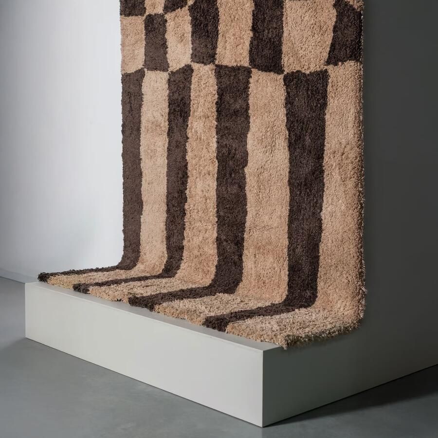 WOOOD | Fafa vloerkleed grafisch dessin bruin 200x300cm | Woonaccessoires | Vloerkleed