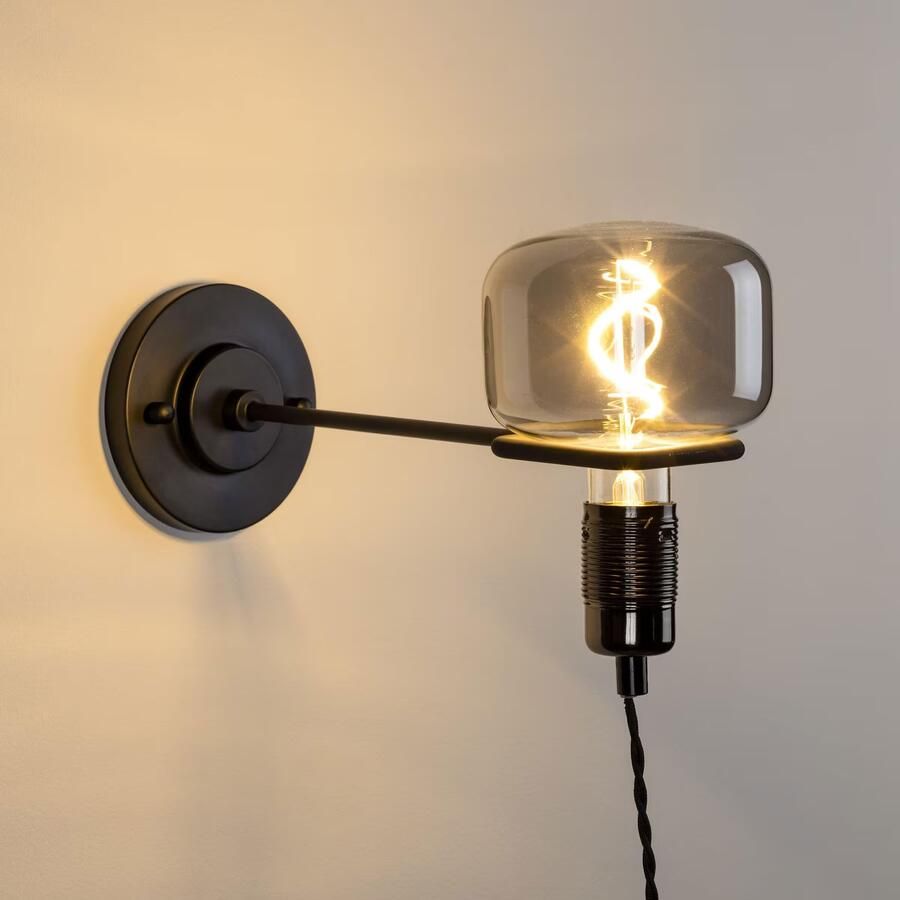 Zuiver Wandlamp Hazy Zwart