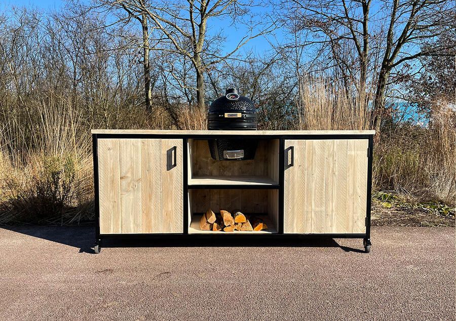 Industriële buitenkeuken Karlijn van steigerhout