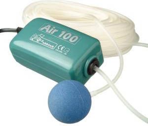 Ubbink Air 100 Beluchtingspomp 1x Luchtslang 10m 1x Bruissteen Incl. Reserve Membraan 3w 100 L h