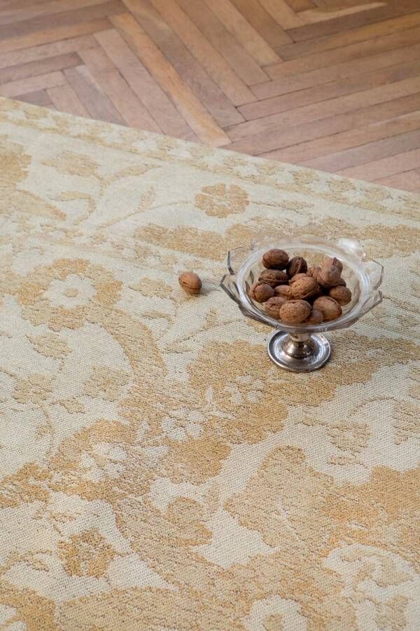Laura Ashley Newborough-Pale Gold 81606 140x200 cm Vloerkleed