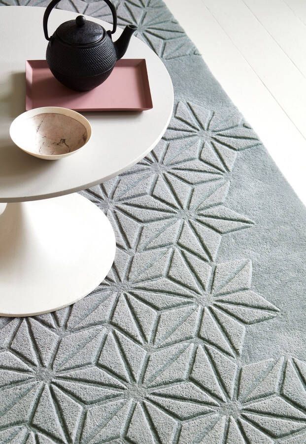 MOMO Rugs Starburst Silver