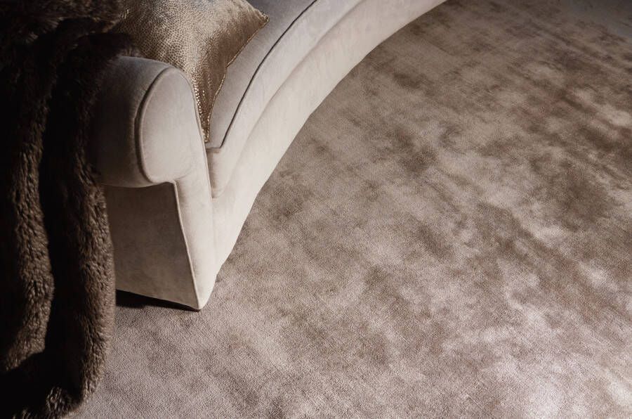 MOMO Rugs Vloerkleed Katherine Carnaby Chrome Taupe Rug