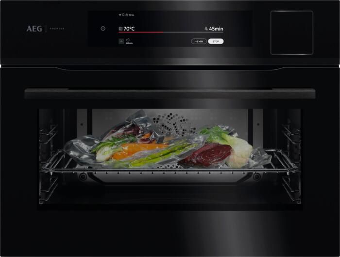 AEG 9000 ProAssist met SteamPro Combi hetelucht- en stoomoven CS9900B