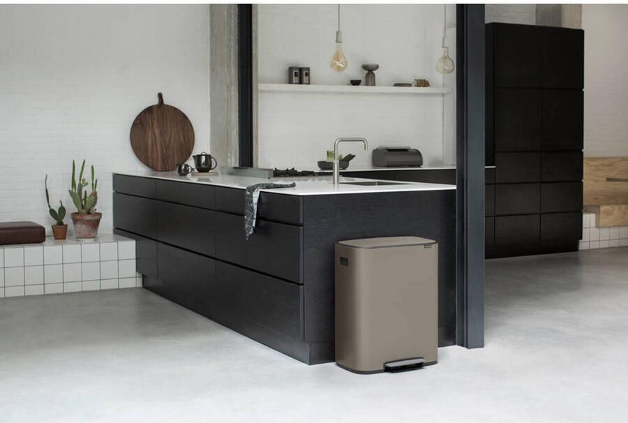 Brabantia Bo pedaalemmer 2 x 30 liter met 2 kunststof binnenemmer Platinum - Foto 4