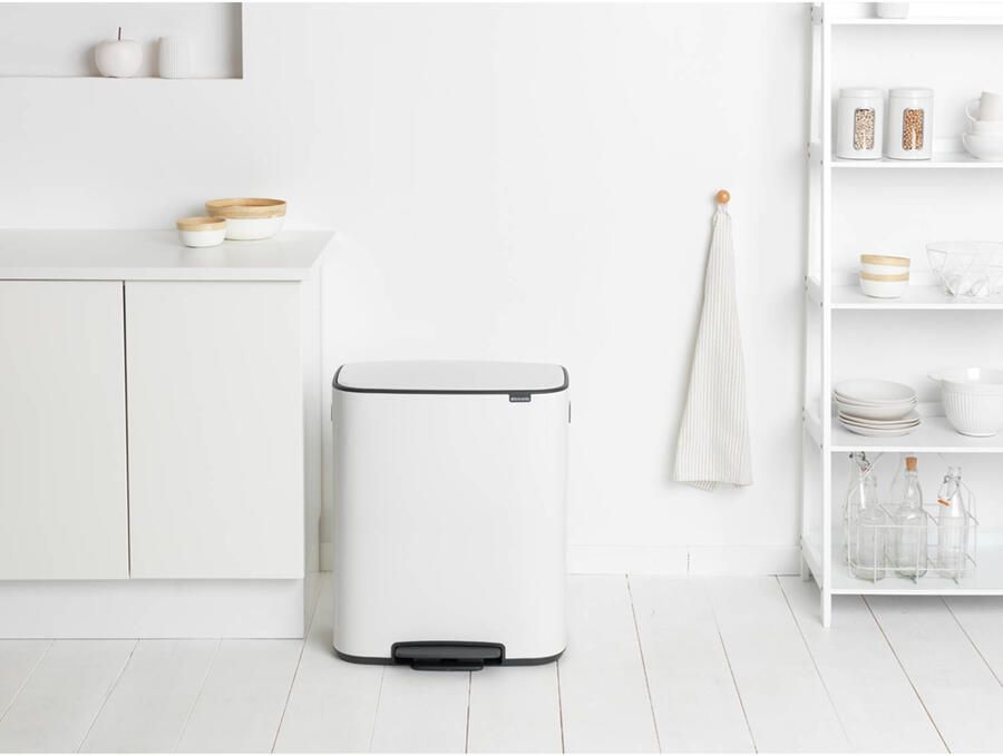 Brabantia Bo pedaalemmer 60 liter met kunststof binnenemmer White - Foto 1
