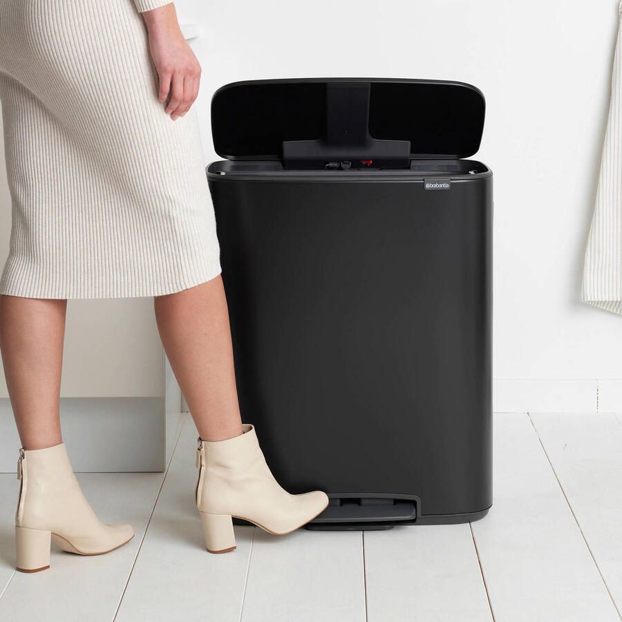 Brabantia Bo pedaalemmer 2 x 30 liter met 2 kunststof binnenemmer Matt Black