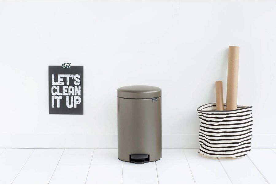 Brabantia Pedaalemmer 12 liter 'newIcon' met kunststof binnenemmer Platinum - Foto 4