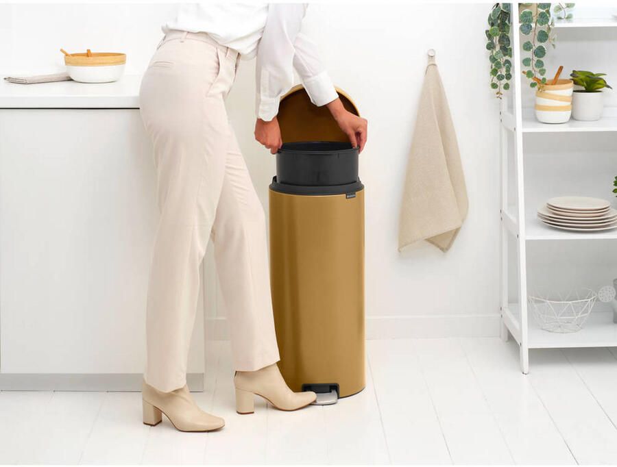 Brabantia NewIcon Pedaalemmer 30 liter Warm Gold - Foto 3