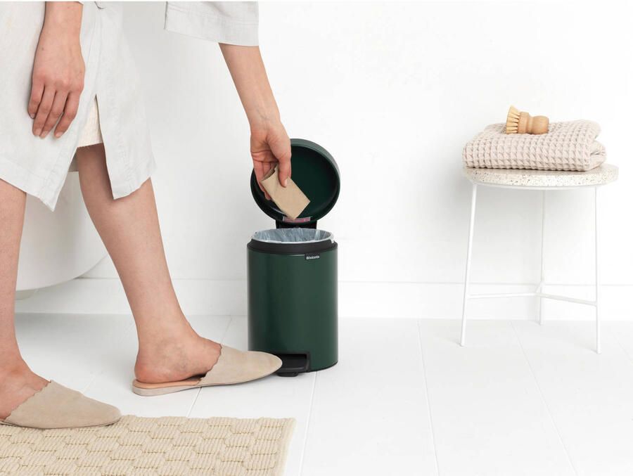 Brabantia newIcon pedaalemmer 3 liter met kunststof binnenemmer Pine Green - Foto 4