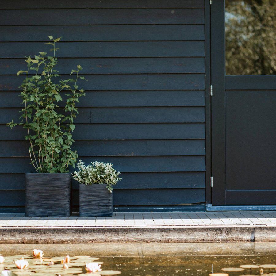 Capi Europe Bloempot vierkant Rib NL 30x30x30 Zwart Opening Ø24 Voor binnen en buiten Levenslang garantie Breukbestendig 100% Recyclebaar KBLR902 Opening Ø24 Bloempot voor binnen 5 jaar garantie KBLR902 - Foto 3