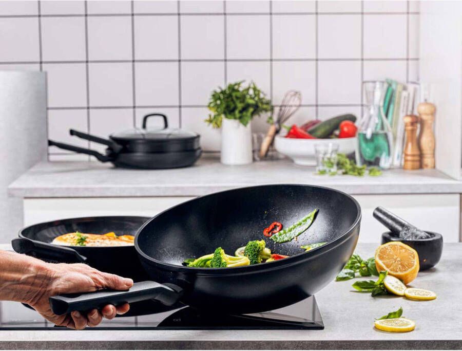 BK Wokpan Easy Induction Aluminium ø 30 cm 5 liter keramische anti-aanbaklaag