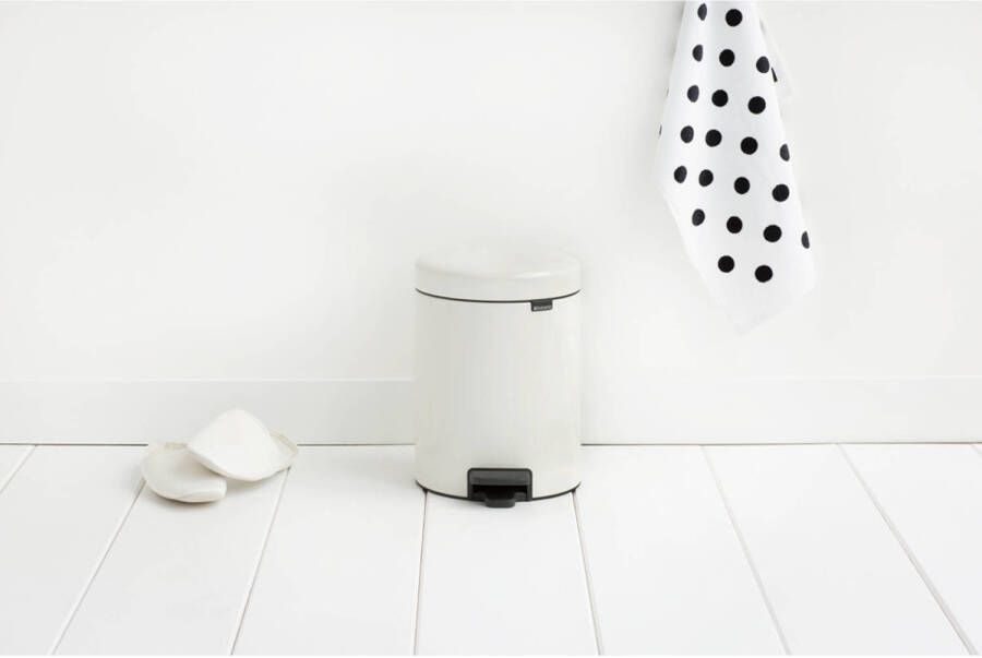 Brabantia NewIcon pedaalemmer 5L met kunststof binnenemmer White