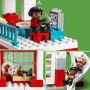 LEGO DUPLO 10970 Brandweerkazerne en Helikopter - Thumbnail 2