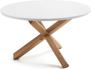 Kave Home Lotus ronde tafel in wit gelakt MDF met poten in massief eiken Ø 120 cm