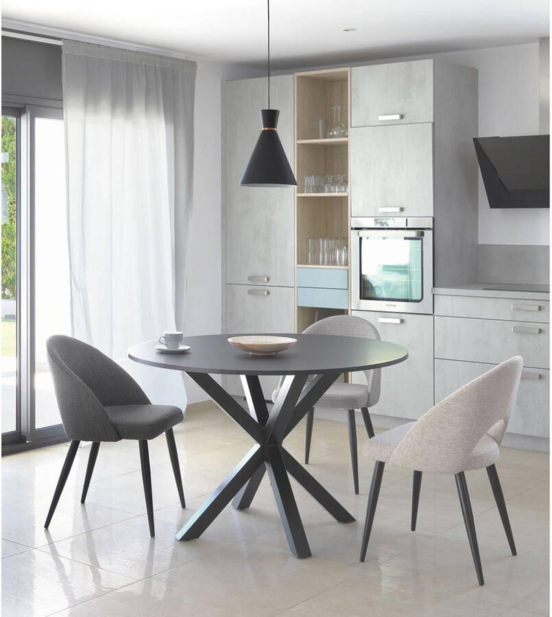 Kave Home Stoel Mael beige met stalen poten met zwarte afwerking