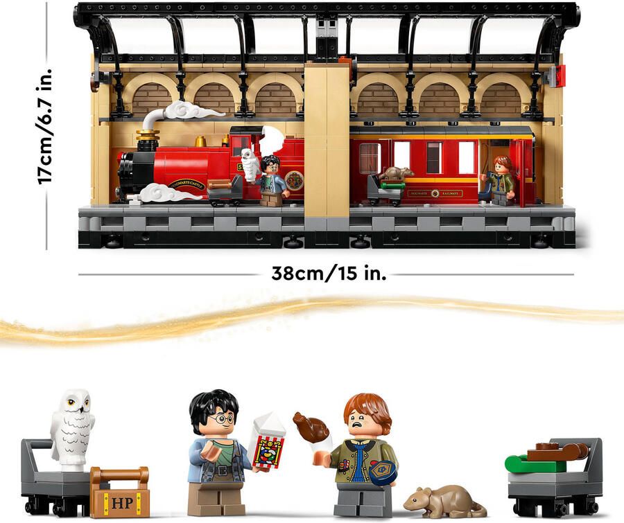 LEGO Harry Potter Boekensteun: De Zweinstein™ Express 76450 - Foto 3