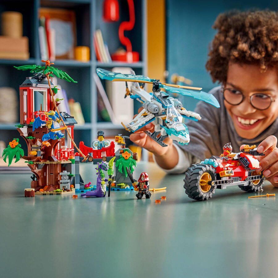 Lego Ninjago Ninjavoertuigen bij de boomhut 71857 - Foto 3