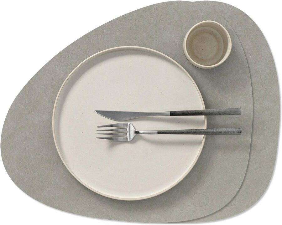 LIND DNA Placemats Nupo Leer Light Grey Curved 44 x 37 cm 2 Stuks