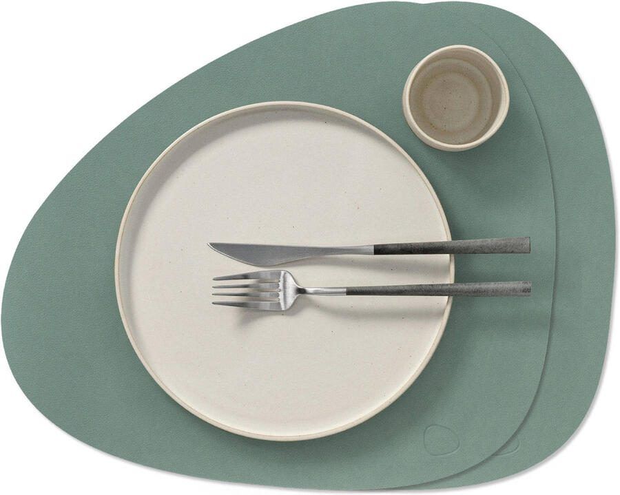 LIND DNA Placemats Nupo Leer Pastel Green Curved 44 x 37 cm 2 Stuks