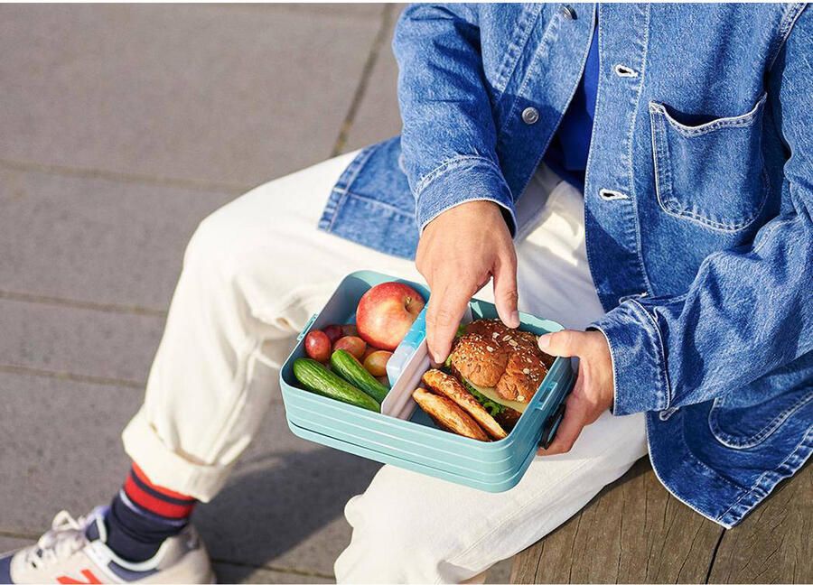 Mepal – Lunchbox Take a Break large – Geschikt voor 8 boterhammen – Vivid blue – Lunchbox voor volwassenen - Foto 3